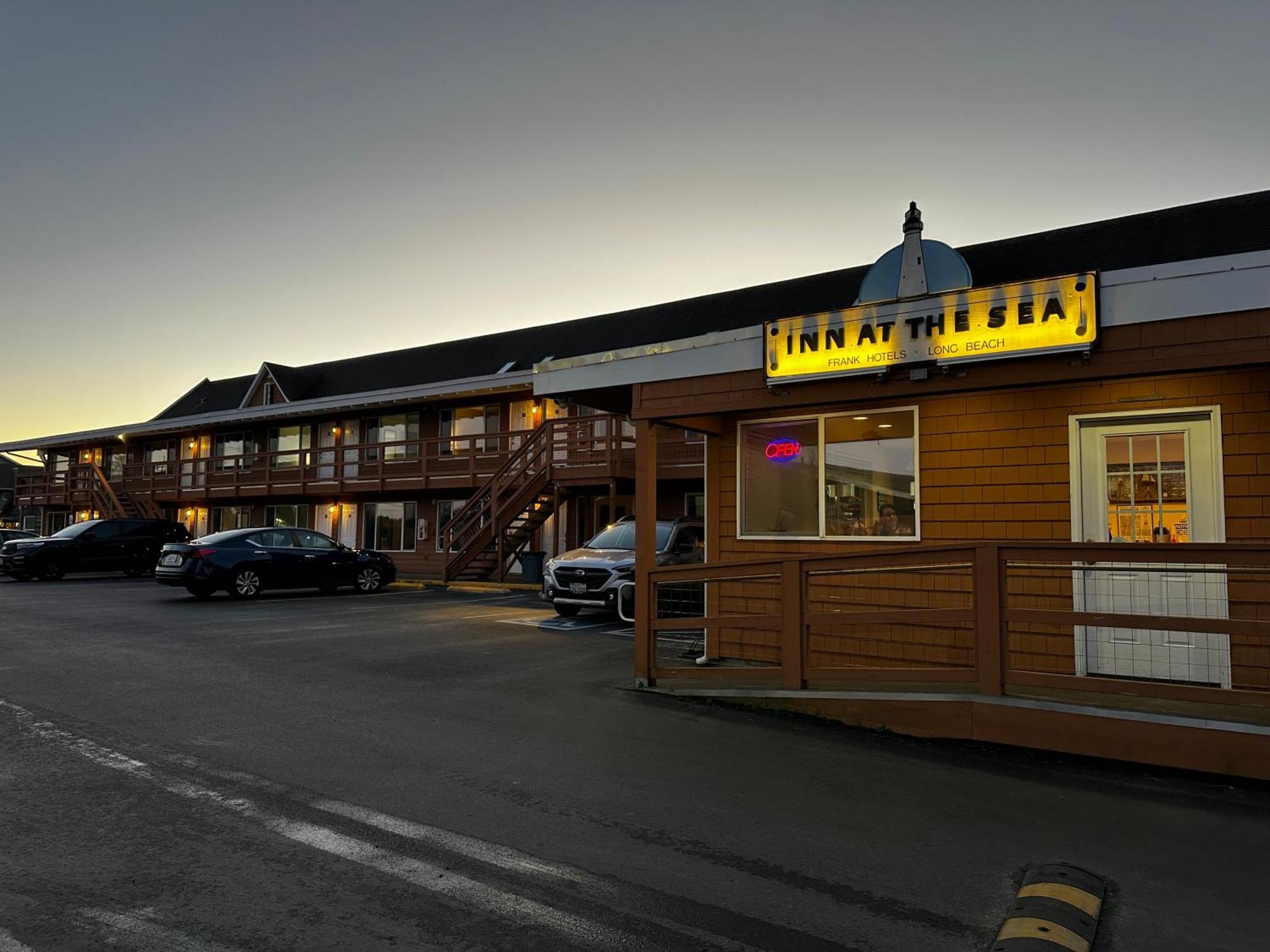 Inn At The Sea Long Beach Exterior photo
